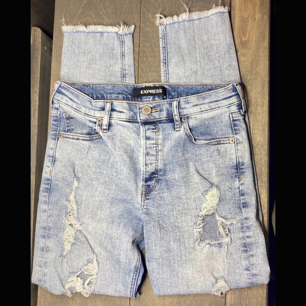 High Rise Distressed Jeans
